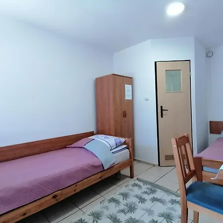 Goscinne Miroslawa Frycz